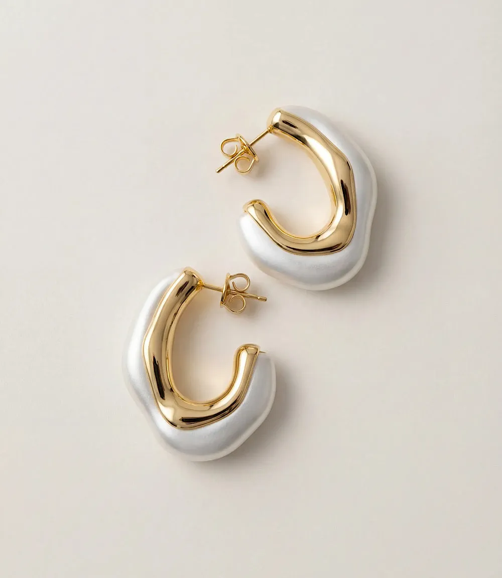 Organic Pearl Hoop Earrings sold by Karen Kane product image thumbnail 4