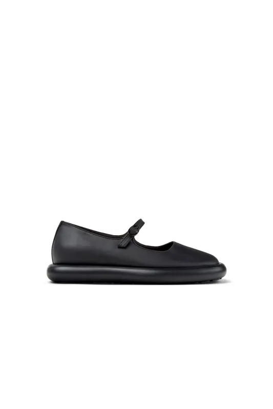 Onda Ballerina Shoes Black made by Camper