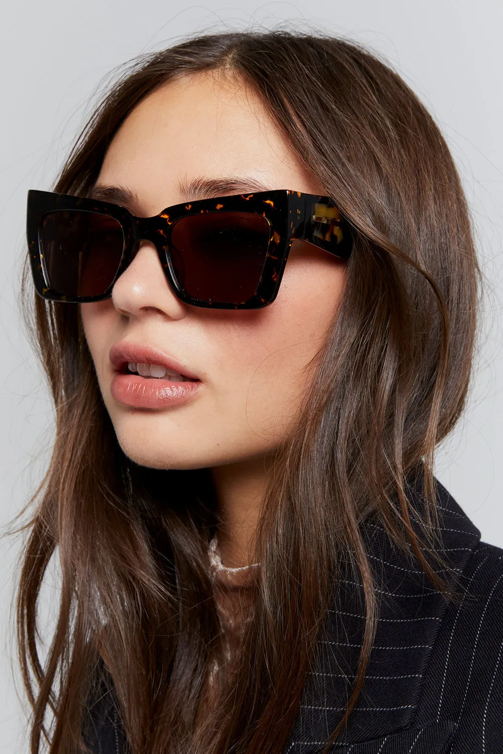 Immortalised Two Torts sold by Karen Walker product image thumbnail 5