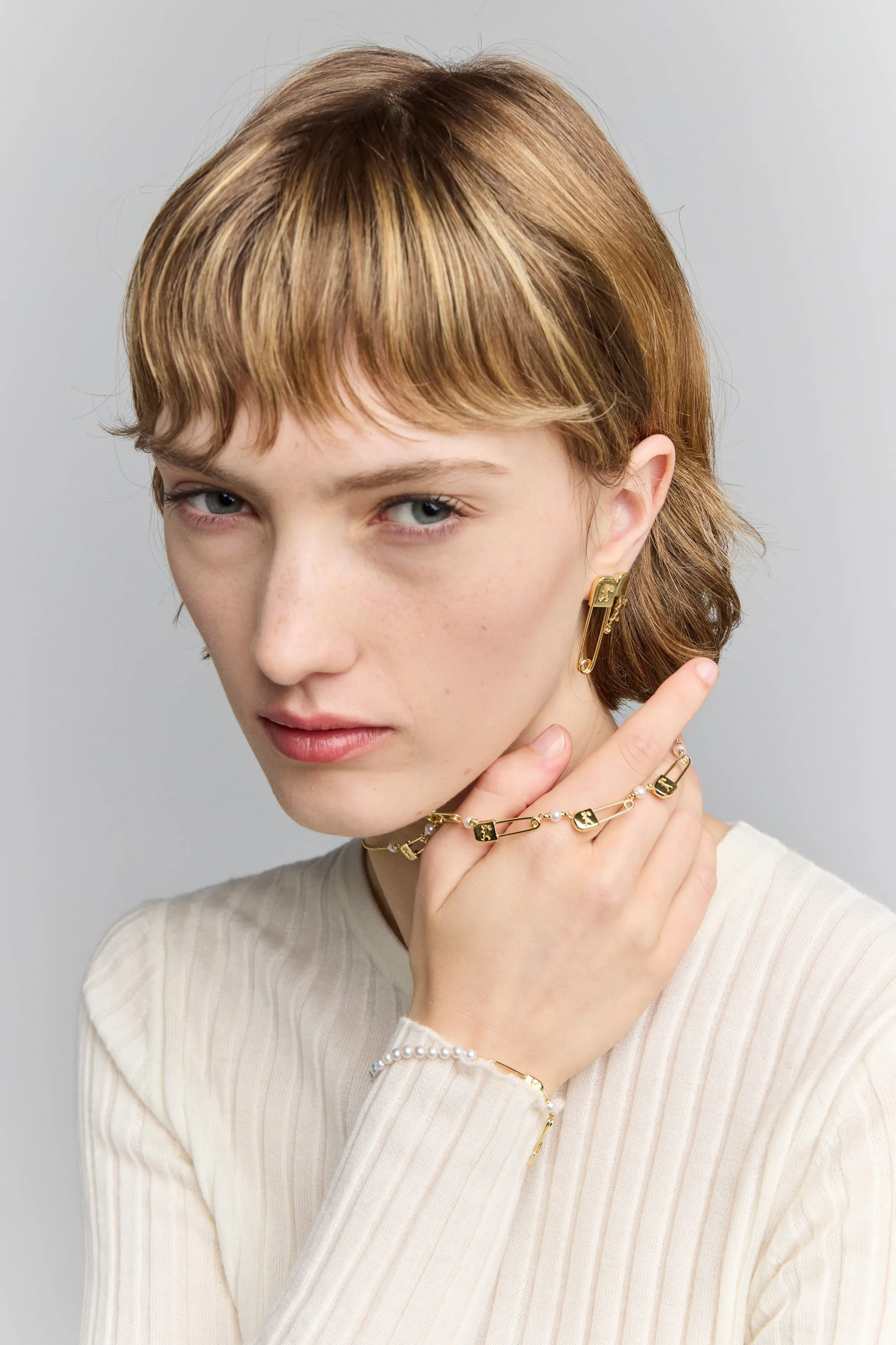 Runaway Safety Pin Chain Necklace with Freshwater Pearls Gold-Plated sold by Karen Walker product image thumbnail 2