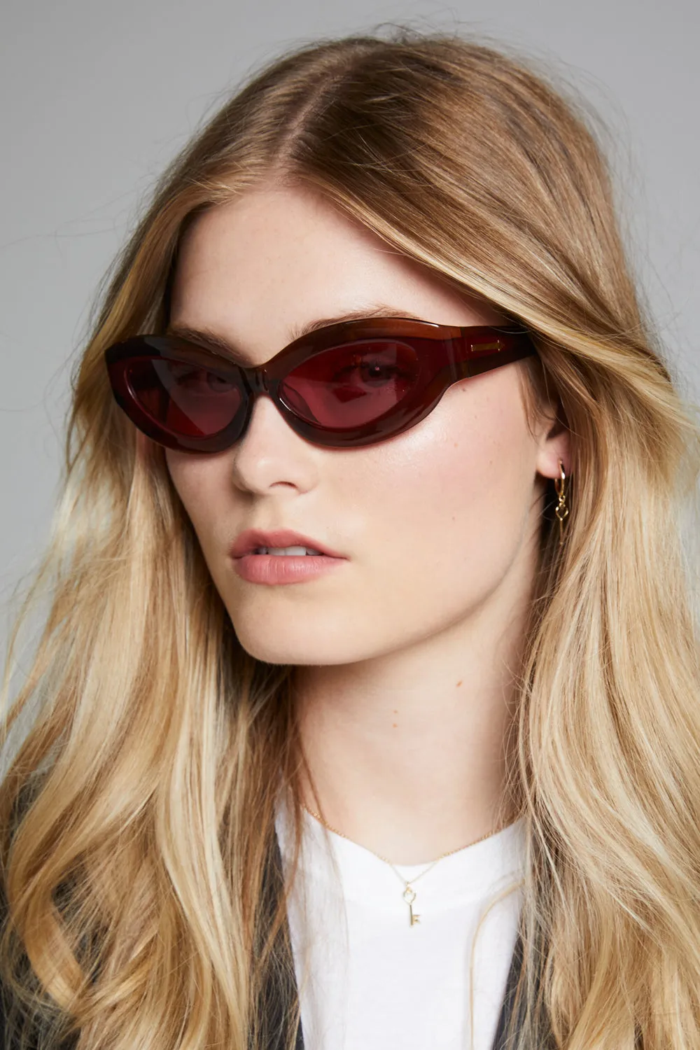 Hana Tobacco sold by Karen Walker product image thumbnail 4