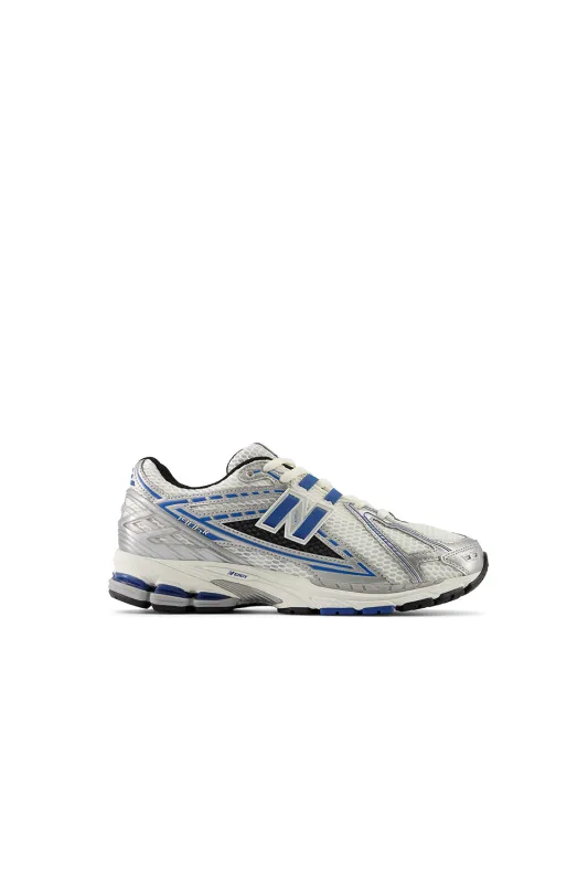 1906 Silver Metallic/Blue Agate sold by Karen Walker