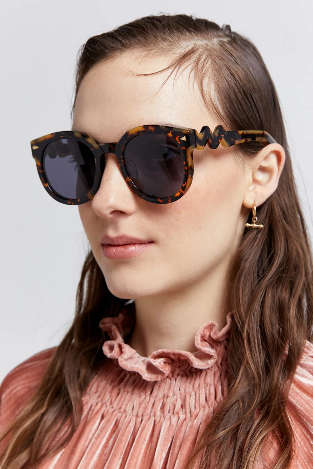 Super Wavy Duper Two Torts sold by Karen Walker