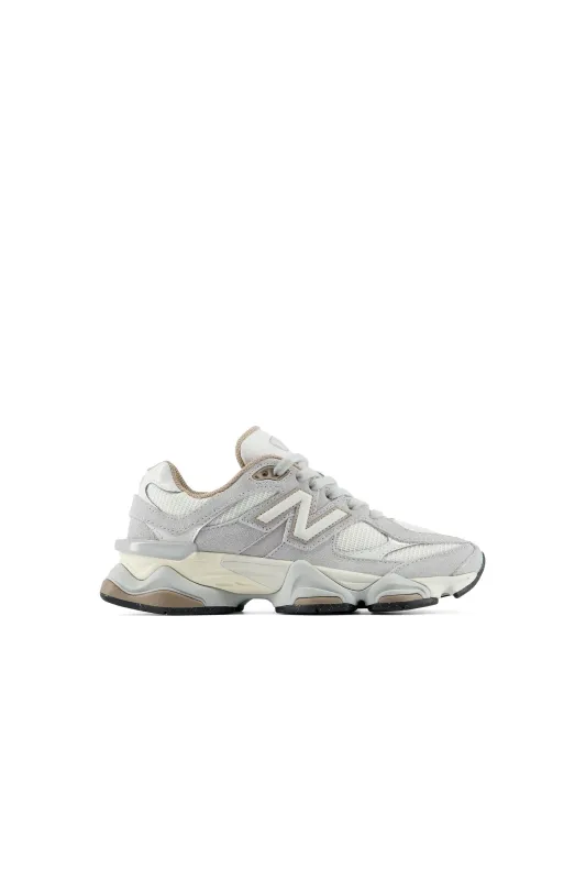 9060 Driftwood/Sea Salt made by New Balance