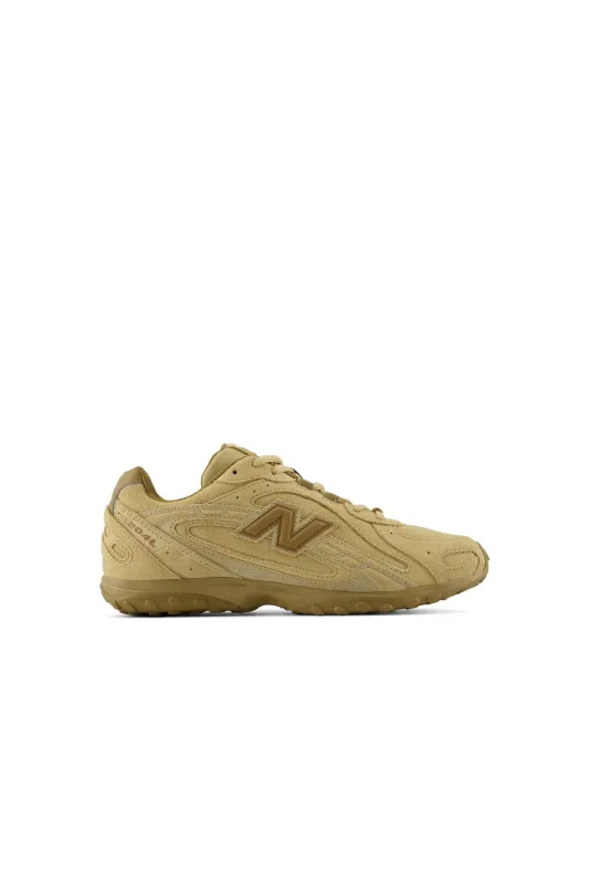 204L Quicksand/Bark made by New Balance