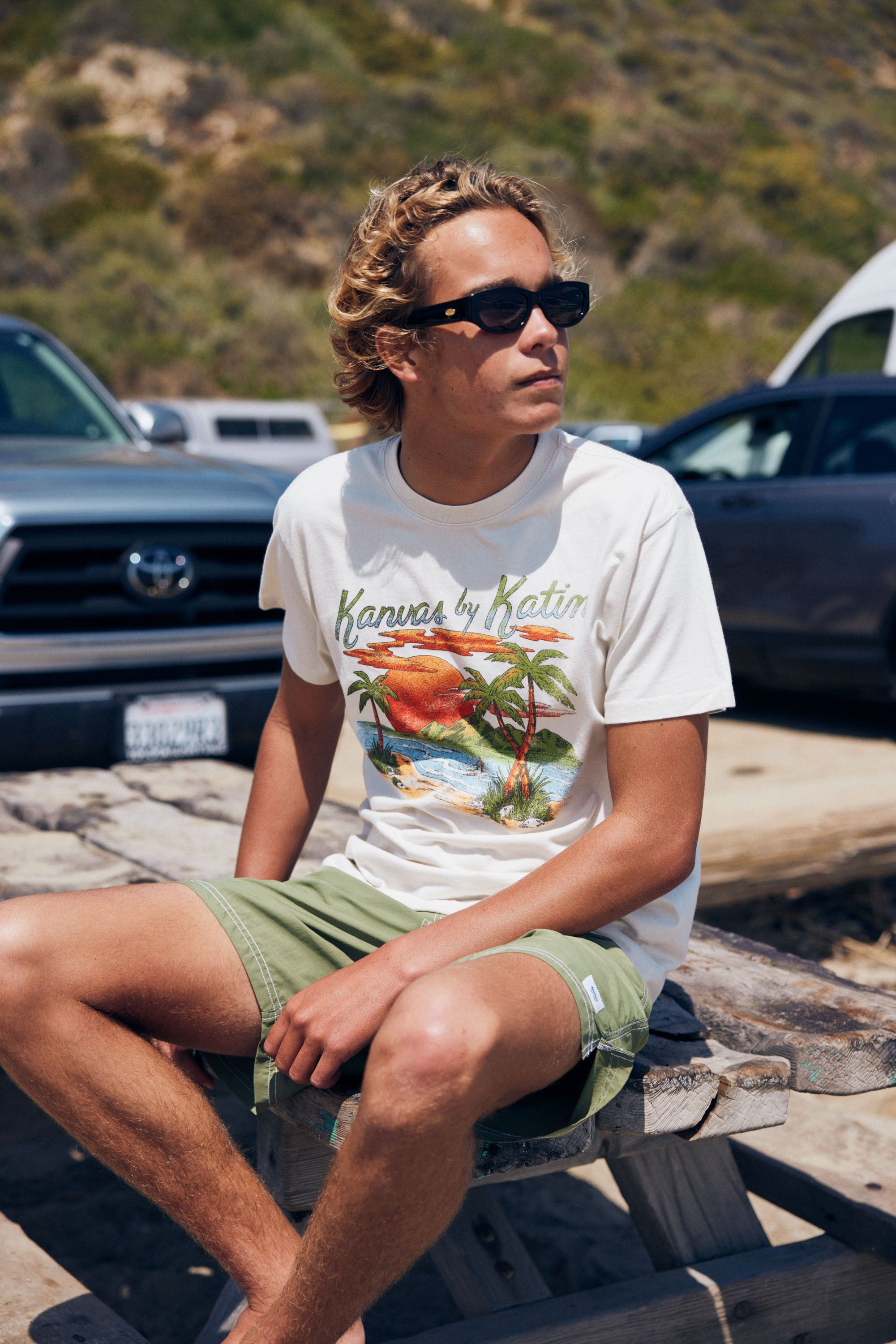 PARADISE FRONT TEE sold by Katin product image thumbnail 2
