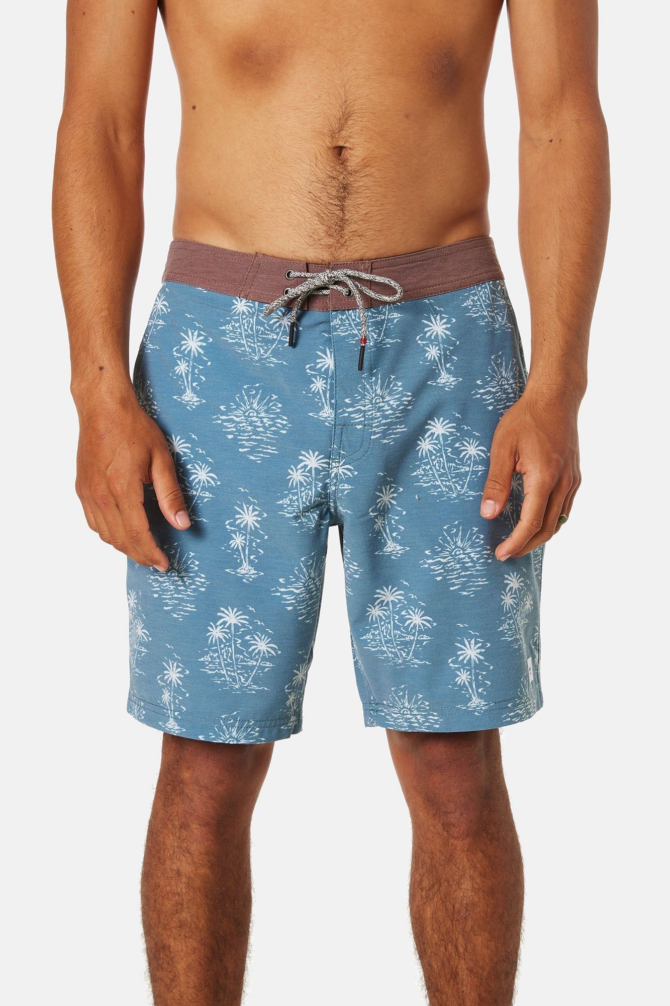 GUSTY HYBRID TRUNK sold by Katin