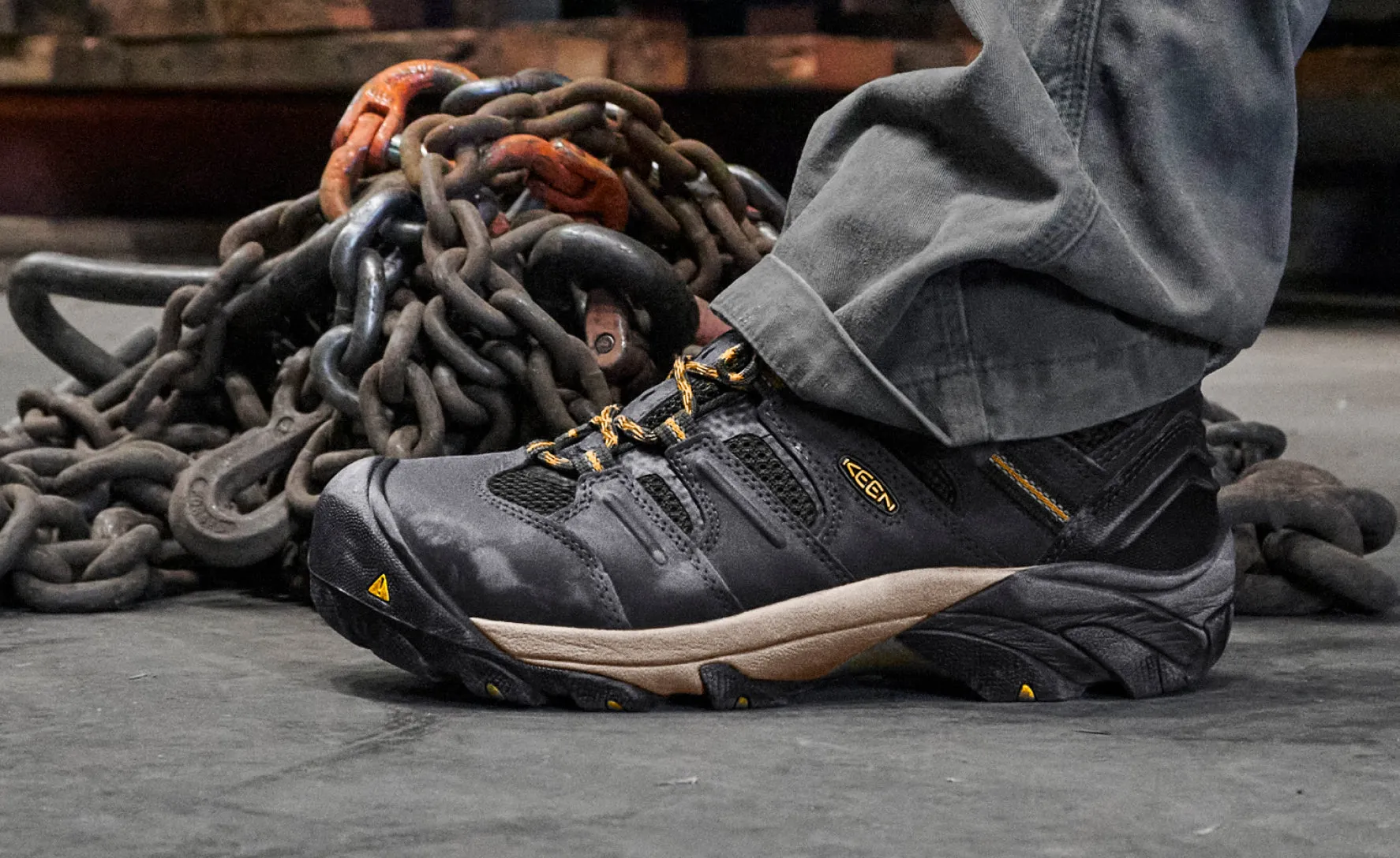 Men's Lansing Mid Waterproof (Steel Toe) | Raven/Tawny Olive sold by Keen product image thumbnail 5