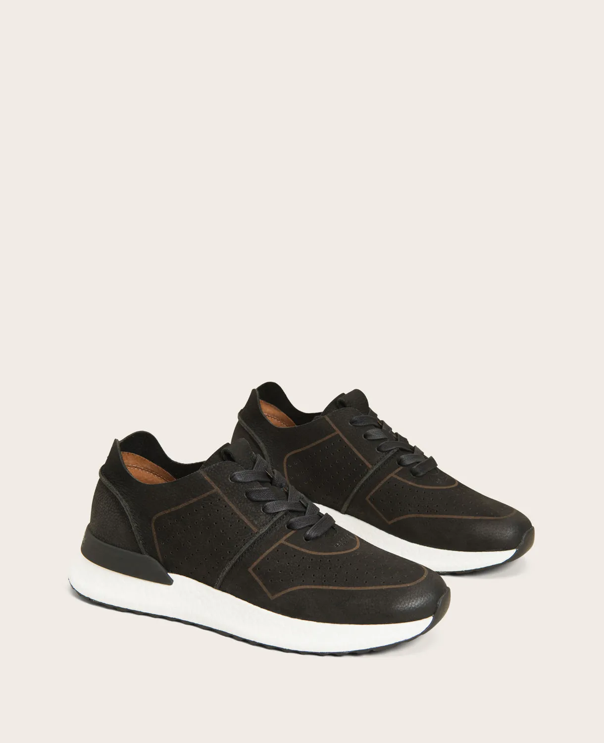 GENTLE SOULS - Laurence Jogger Sneaker sold by Kenneth Cole product image thumbnail 2