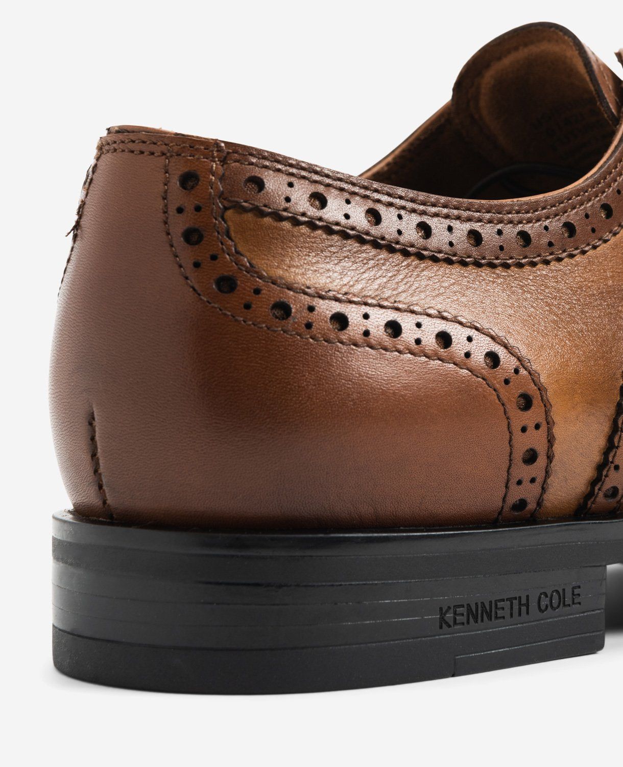 Futurepod Leather Lace-Up Oxford with Medallion Cap Toe sold by Kenneth Cole product image thumbnail 6
