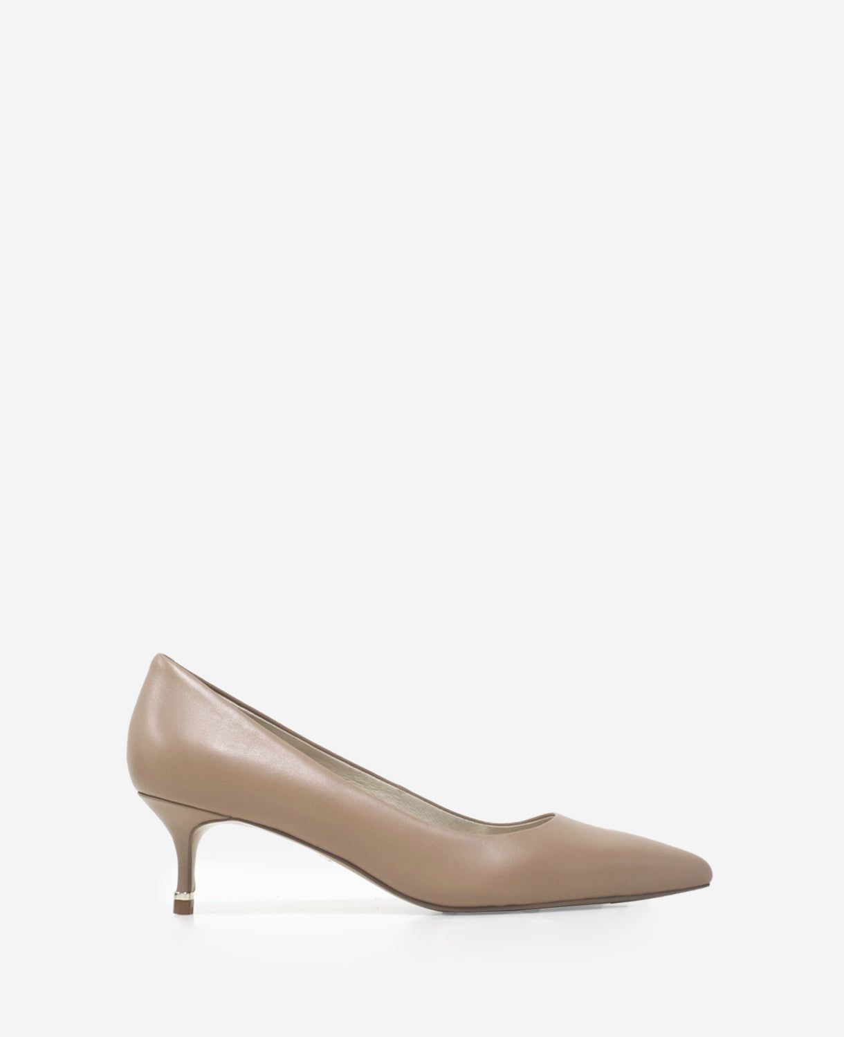 Riley 50 sold by Kenneth Cole