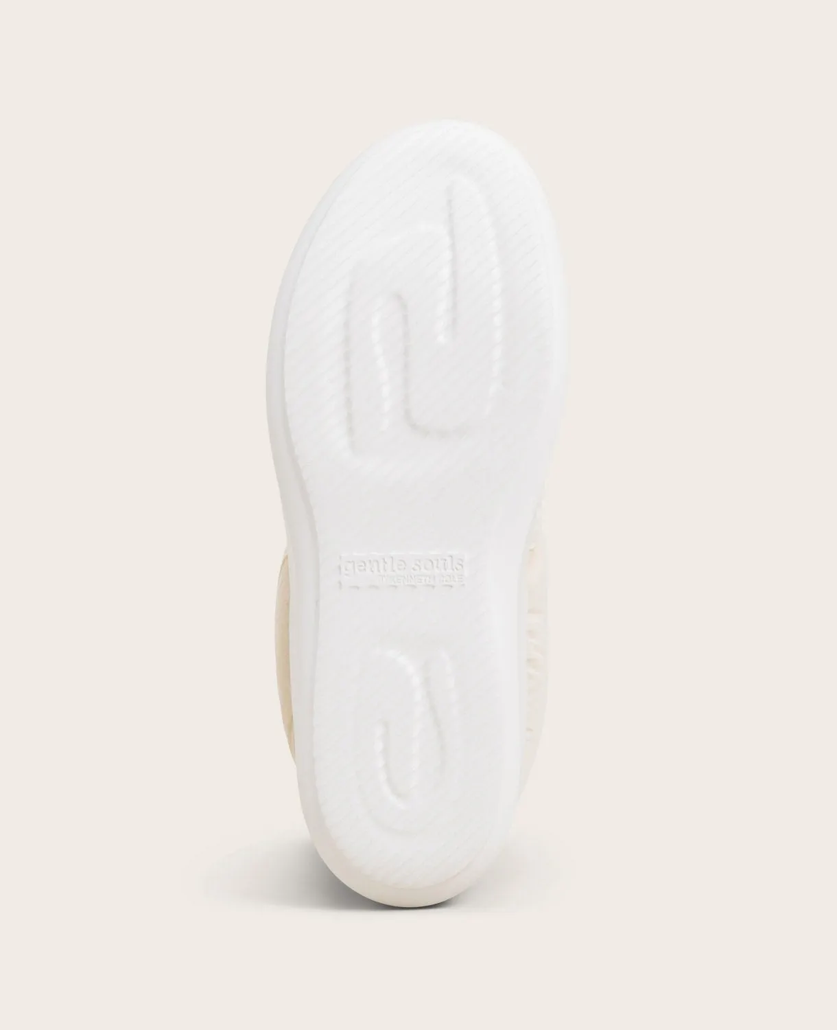 GENTLE SOULS - Rosette Puff Slip On Boot sold by Kenneth Cole product image thumbnail 5