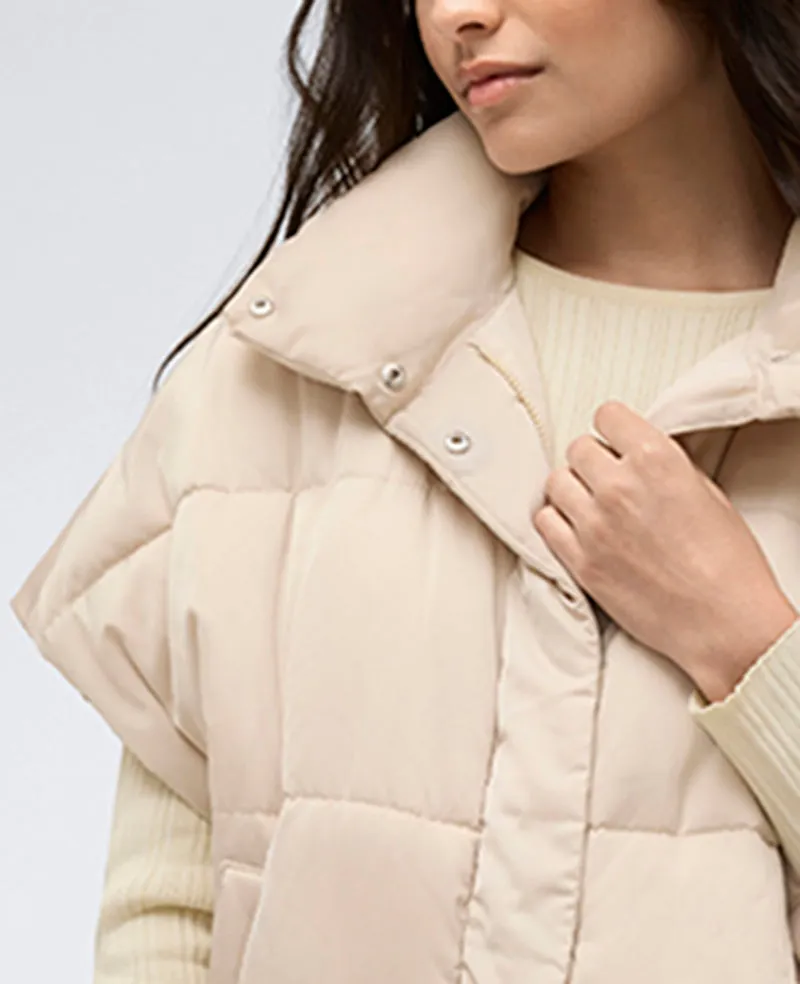 Quilted Oversized Tapered Vest Jacket sold by Kenneth Cole product image thumbnail 4