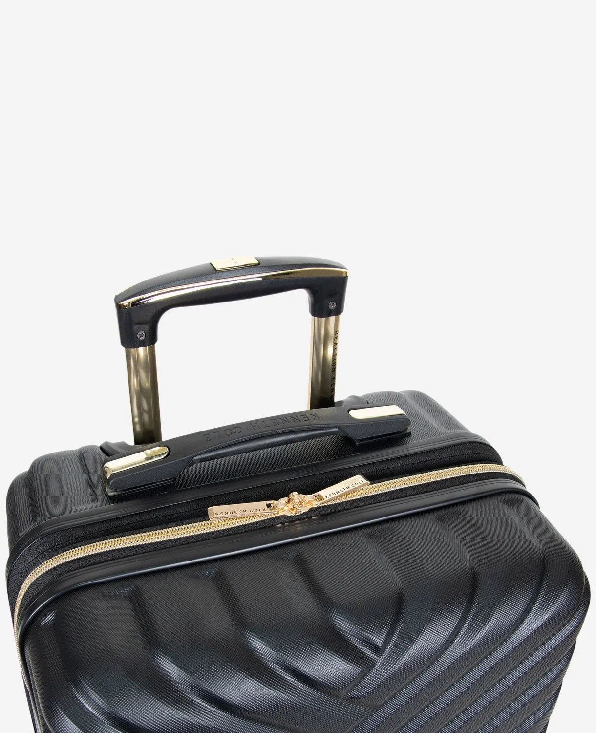 Madison Square Chevron Hard Side Expandable Suitcase sold by Kenneth Cole product image thumbnail 4