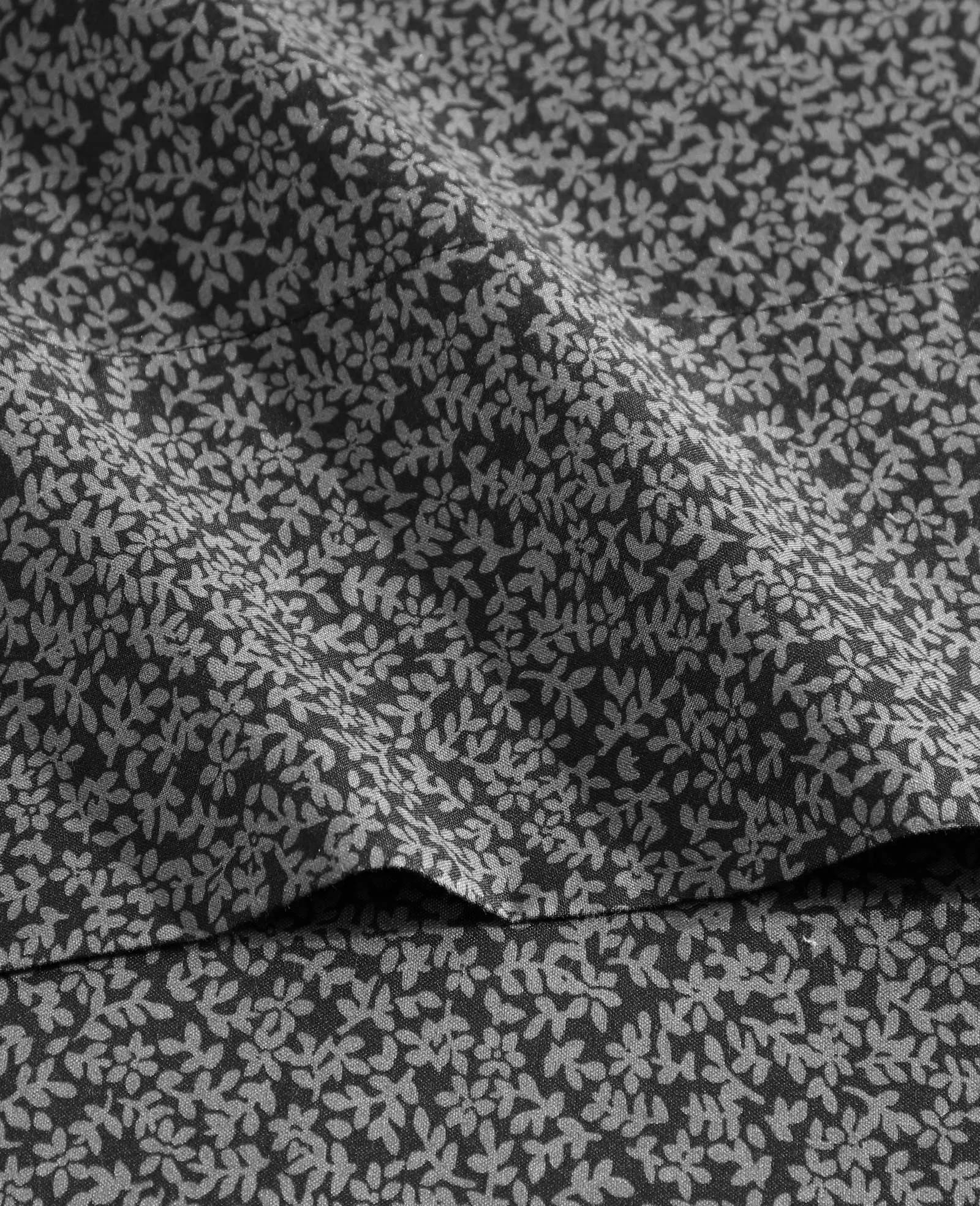 Chill Flowers Sheet Set sold by Kenneth Cole product image thumbnail 4