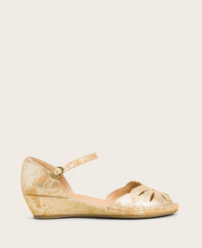 GENTLE SOULS - Lily Moon Ankle Strap Sandal sold by Kenneth Cole