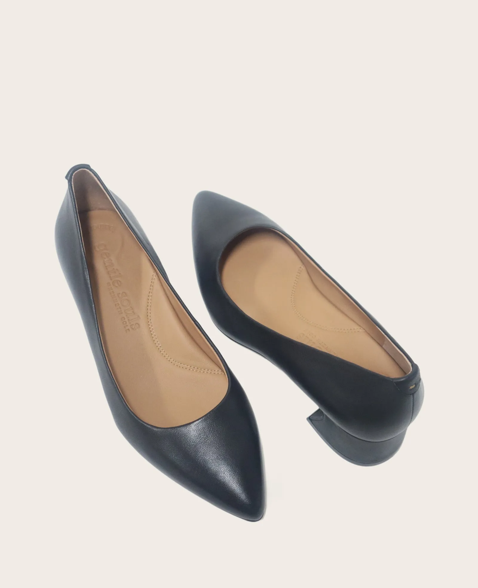 GENTLE SOULS - Gardena Leather Pump sold by Kenneth Cole product image thumbnail 2