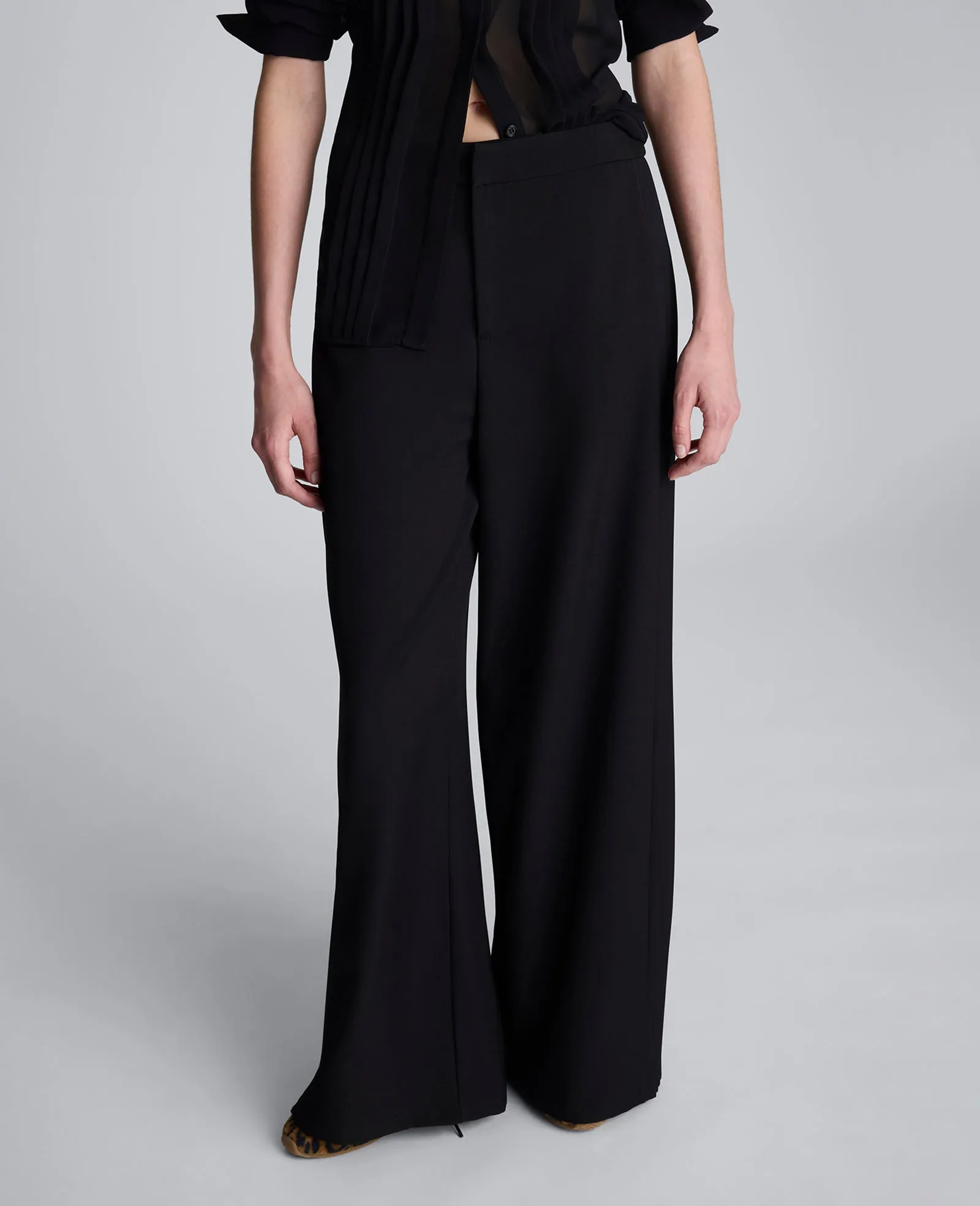 Luxe Twill Side Pleat Wide Leg Pant sold by Kenneth Cole