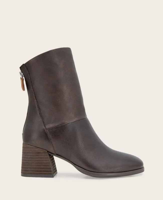 GENTLE SOULS - Saranac Metallic Side Zip Boot sold by Kenneth Cole
