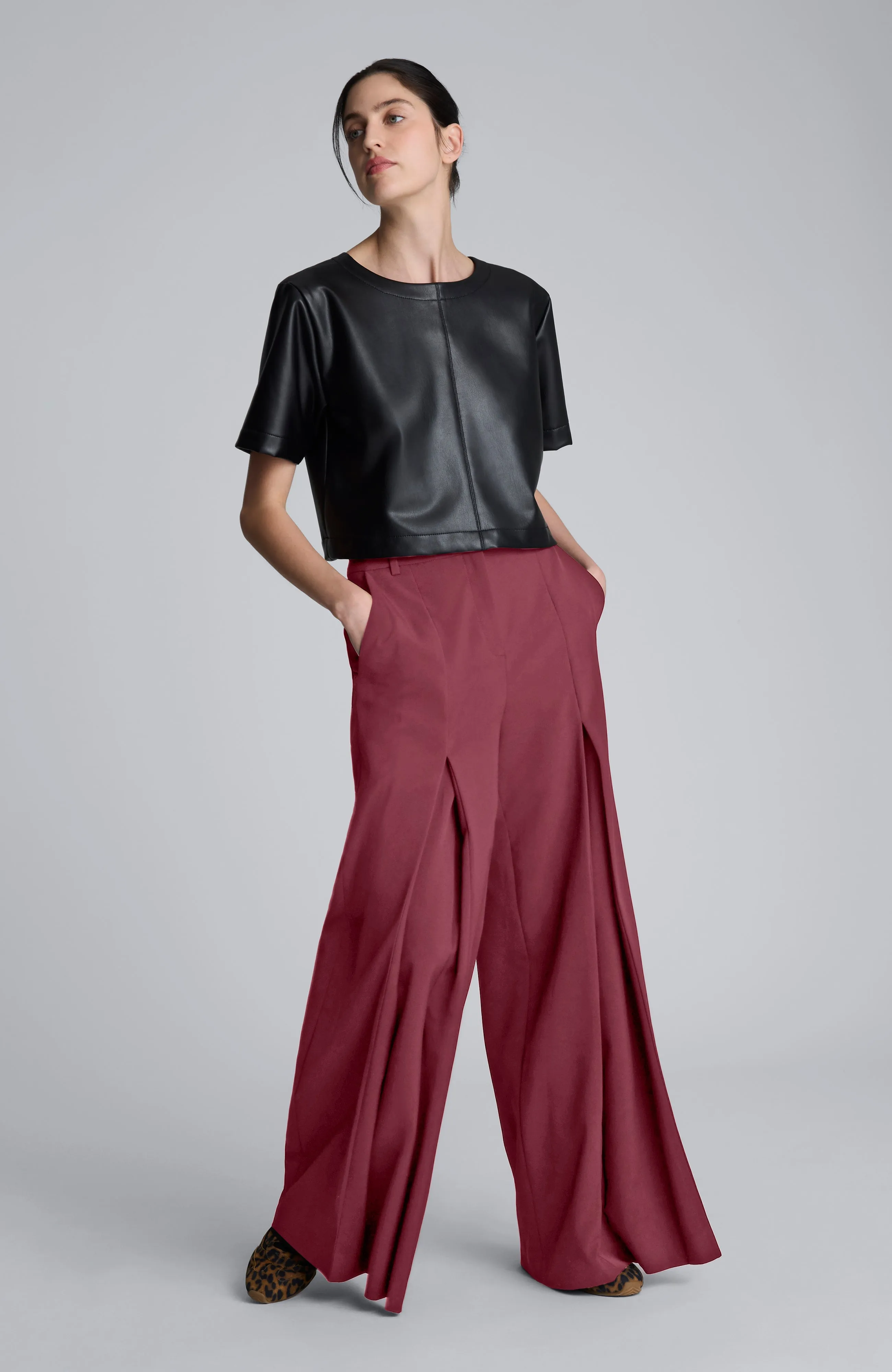 Luxe Twill Wide Leg Inverted Pleat Front Pant sold by Kenneth Cole product image thumbnail 3