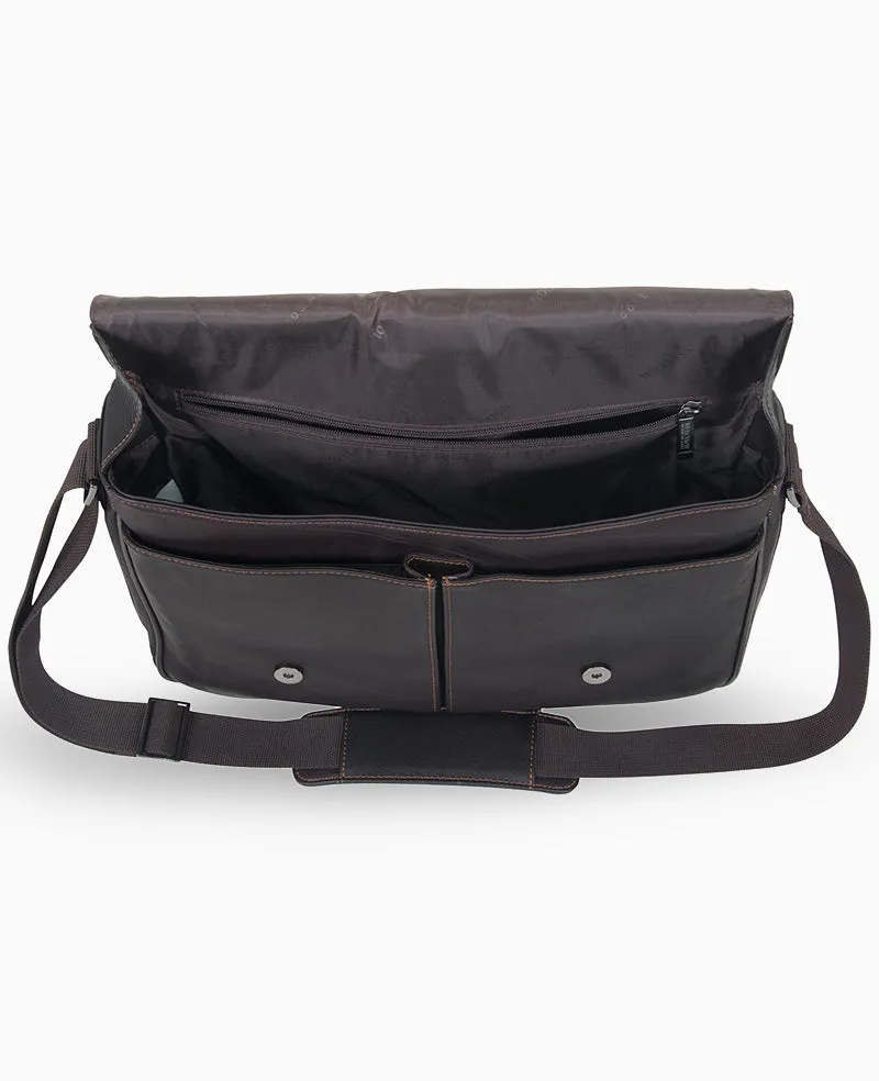 Columbian Leather Crossbody 15.6-Inch Laptop & Tablet Messenger Bag sold by Kenneth Cole product image thumbnail 5