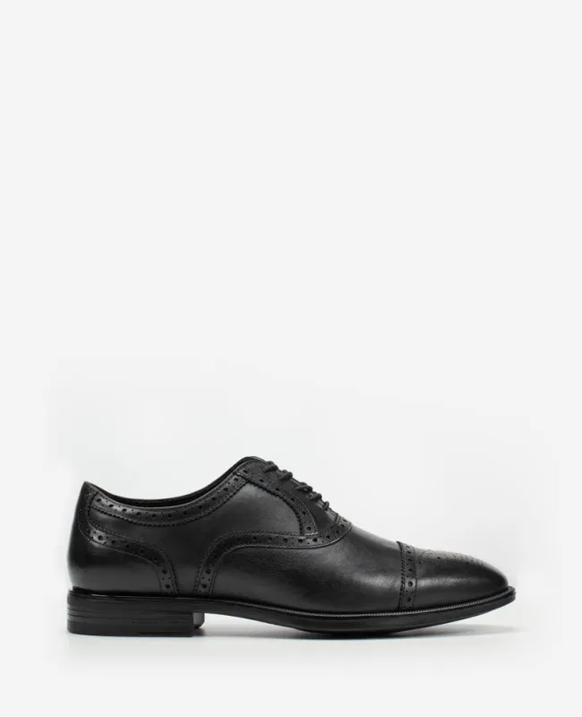 Future Pod Medallion Cap Toe Lace up sold by Kenneth Cole