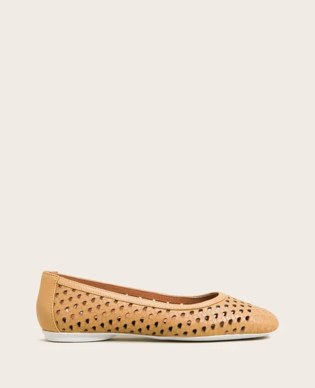 GENTLE SOULS - Eugene Travel Packable Woven Ballet Flat sold by Kenneth Cole