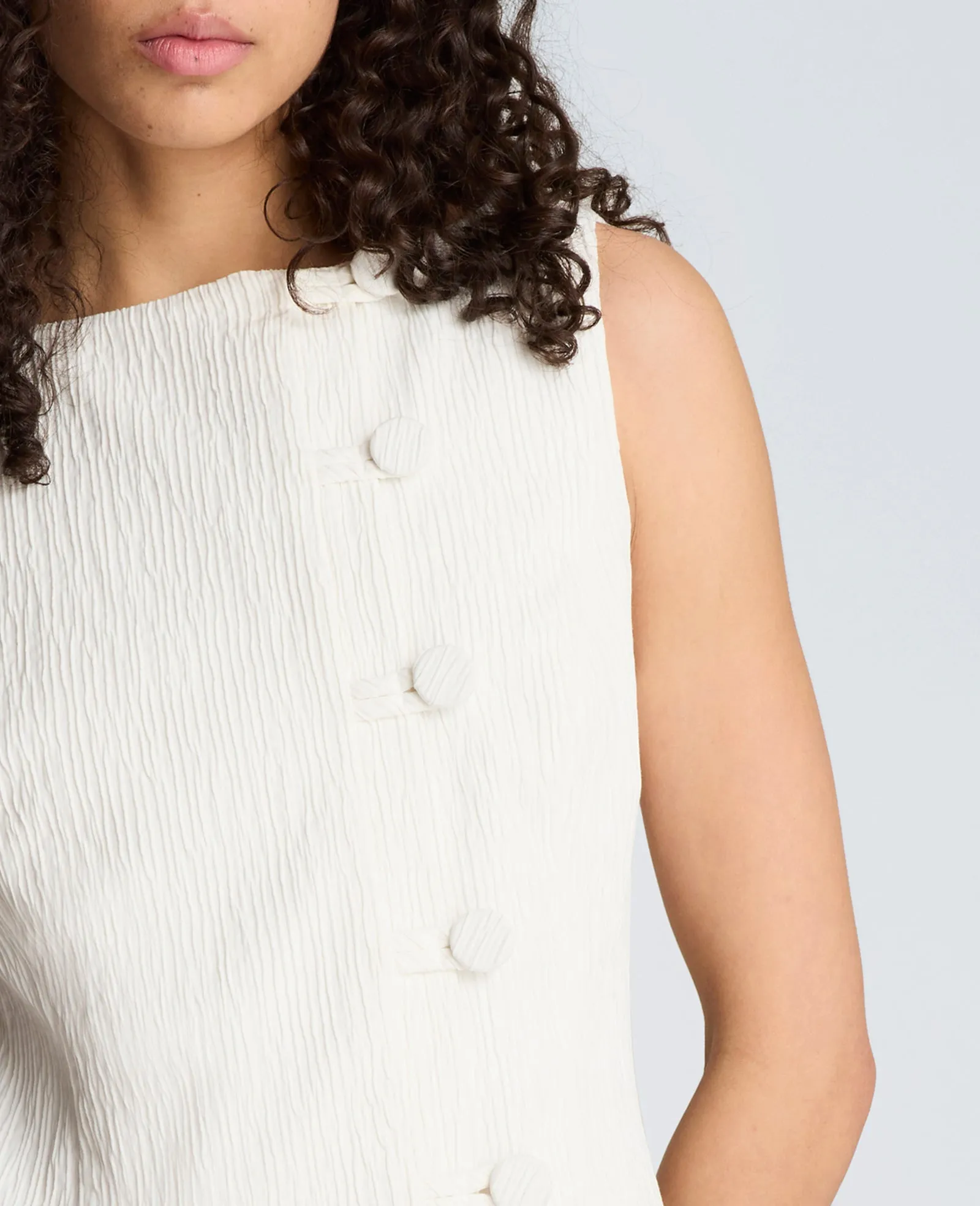 Button Front Boat Neck Sheath Short Cotton Cloque Dress sold by Kenneth Cole product image thumbnail 4