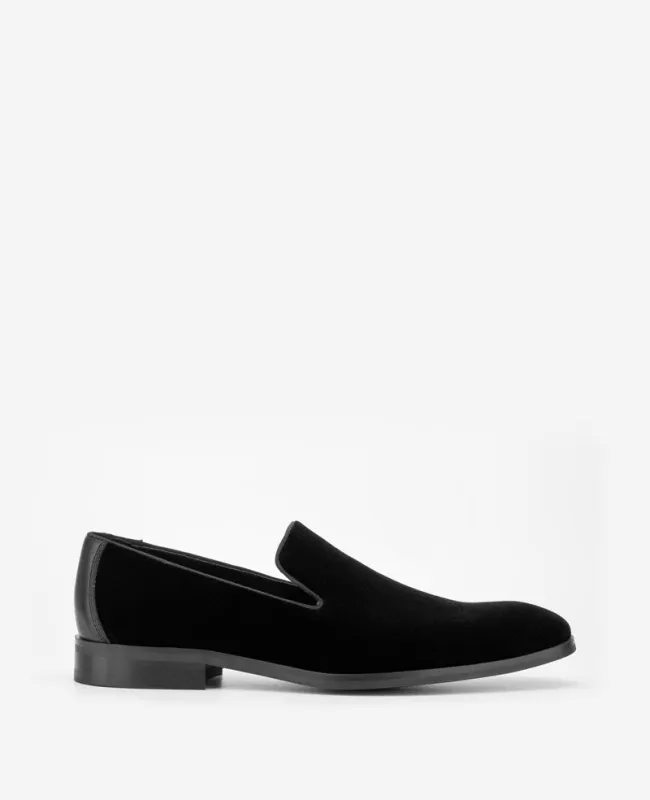 Harry2 Velvet Venetian Loafer made by Marc Fisher