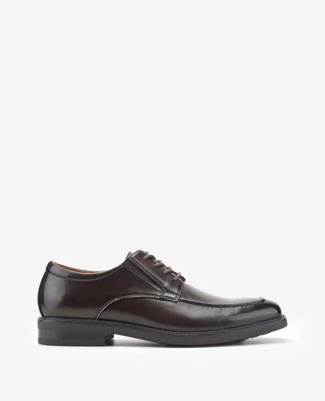 REACTION - Mike Lace Up Oxford made by Marc Fisher