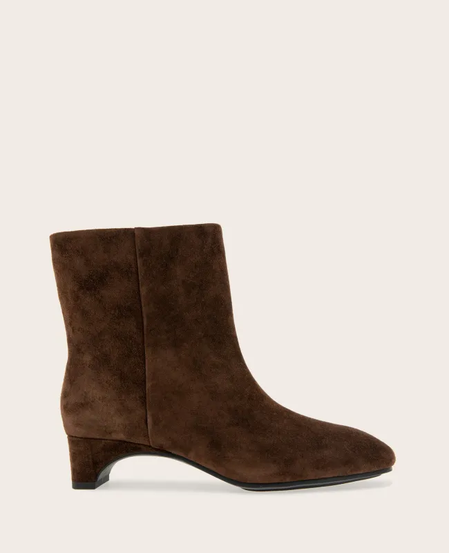 GENTLE SOULS - Nalston Suede Bootie made by Kenneth Cole