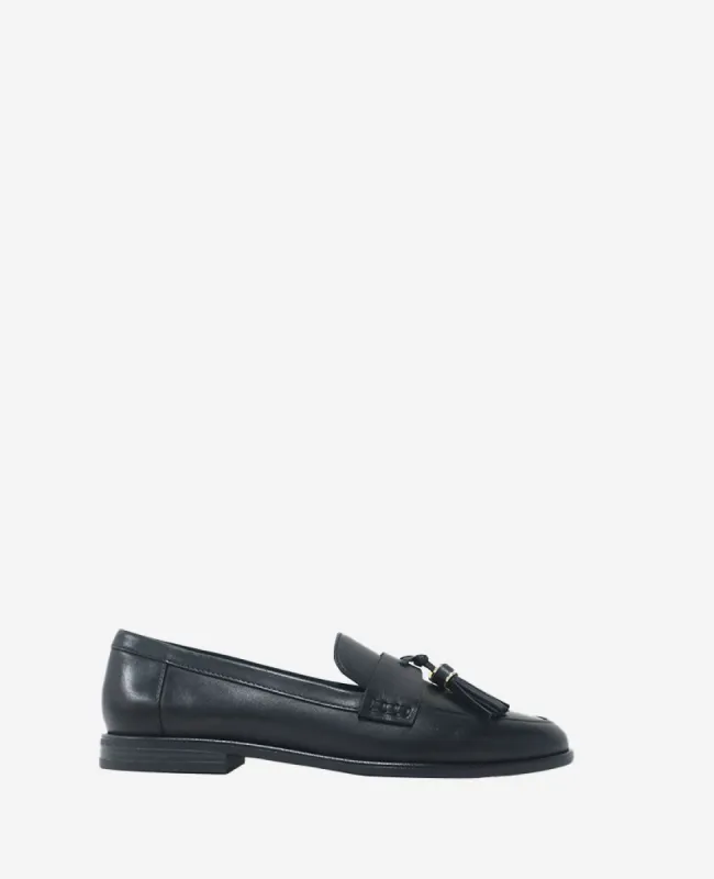 Lyra Leather Loafer sold by Kenneth Cole