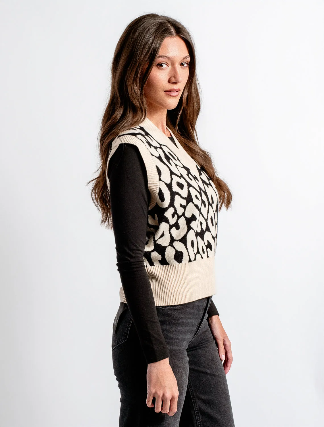 BOZOMA VEST sold by Kerisma product image thumbnail 2