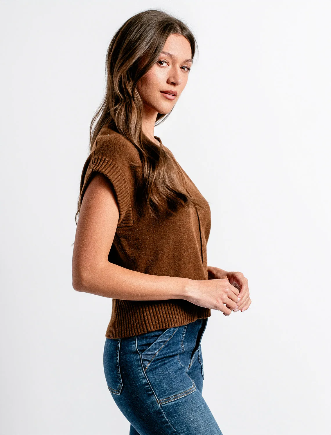 GWYNETH VEST sold by Kerisma product image thumbnail 2