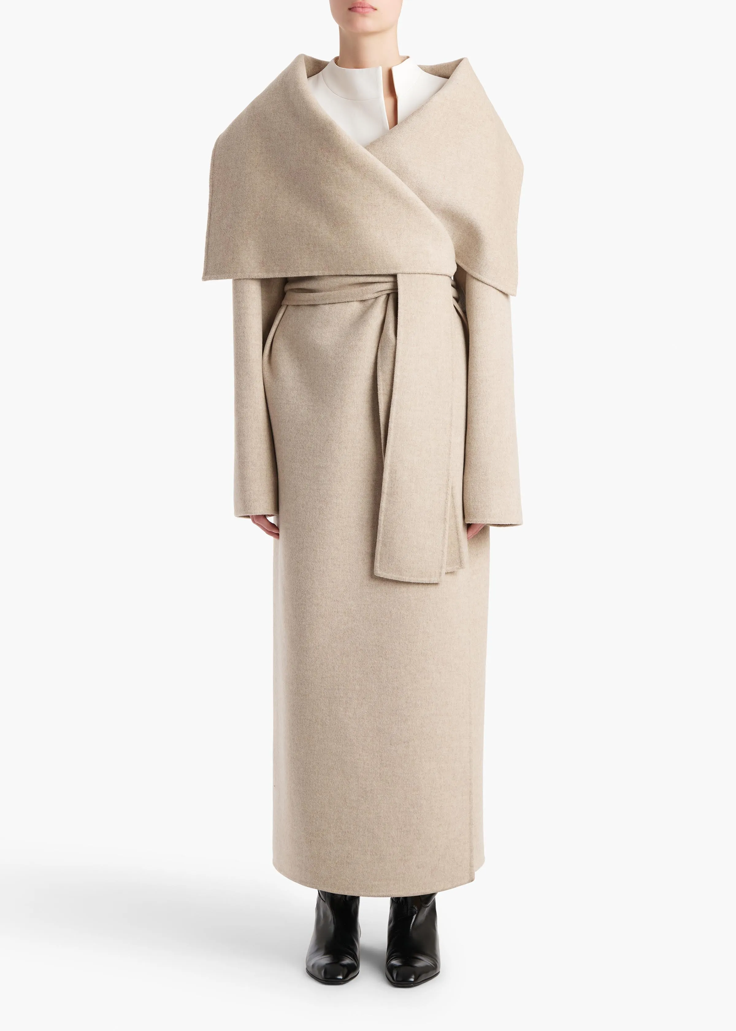 Levitt Coat in Oatmeal sold by KHAITE product image thumbnail 3