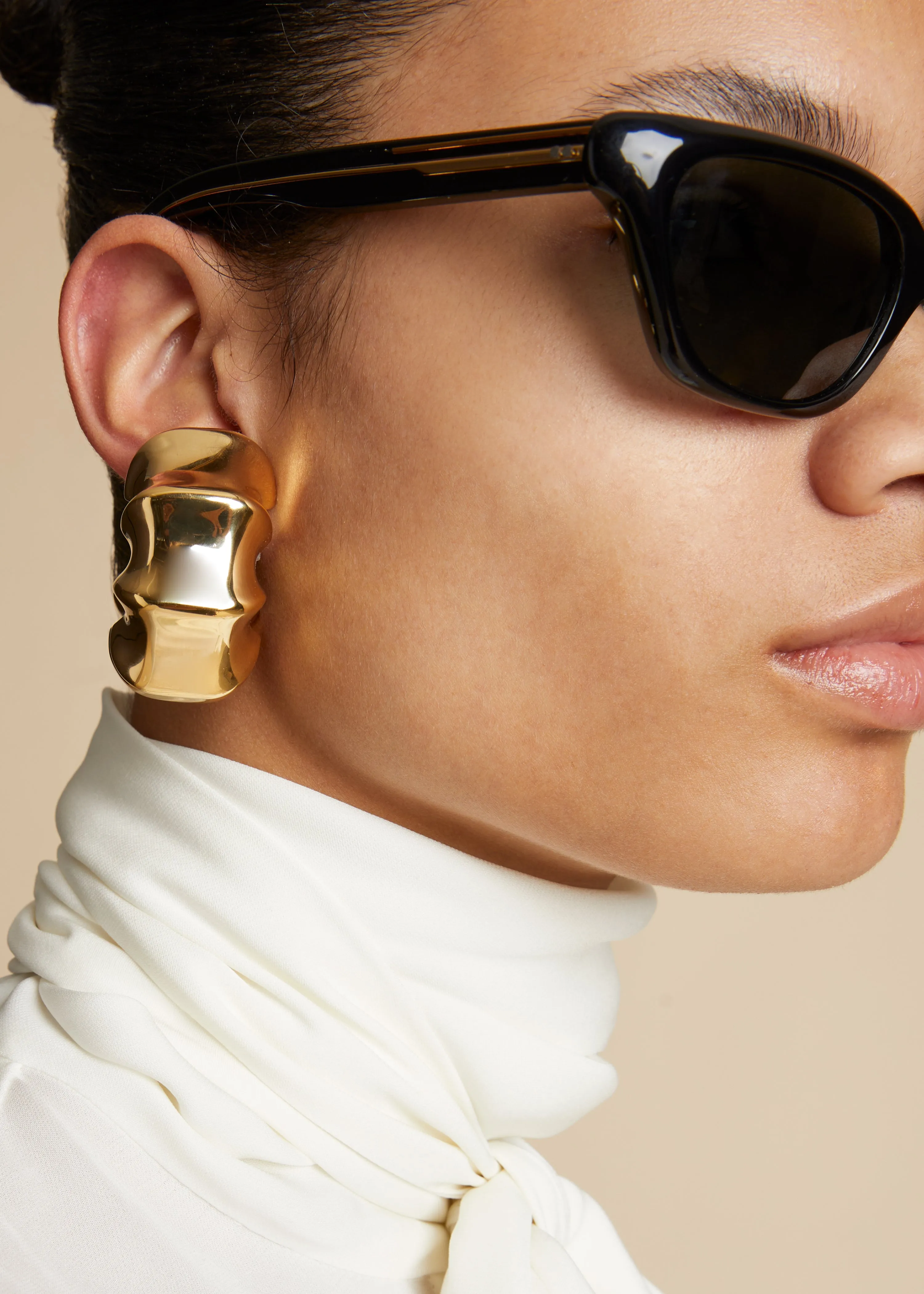 Medium Julius Loop Earrings in Gold sold by KHAITE product image thumbnail 3
