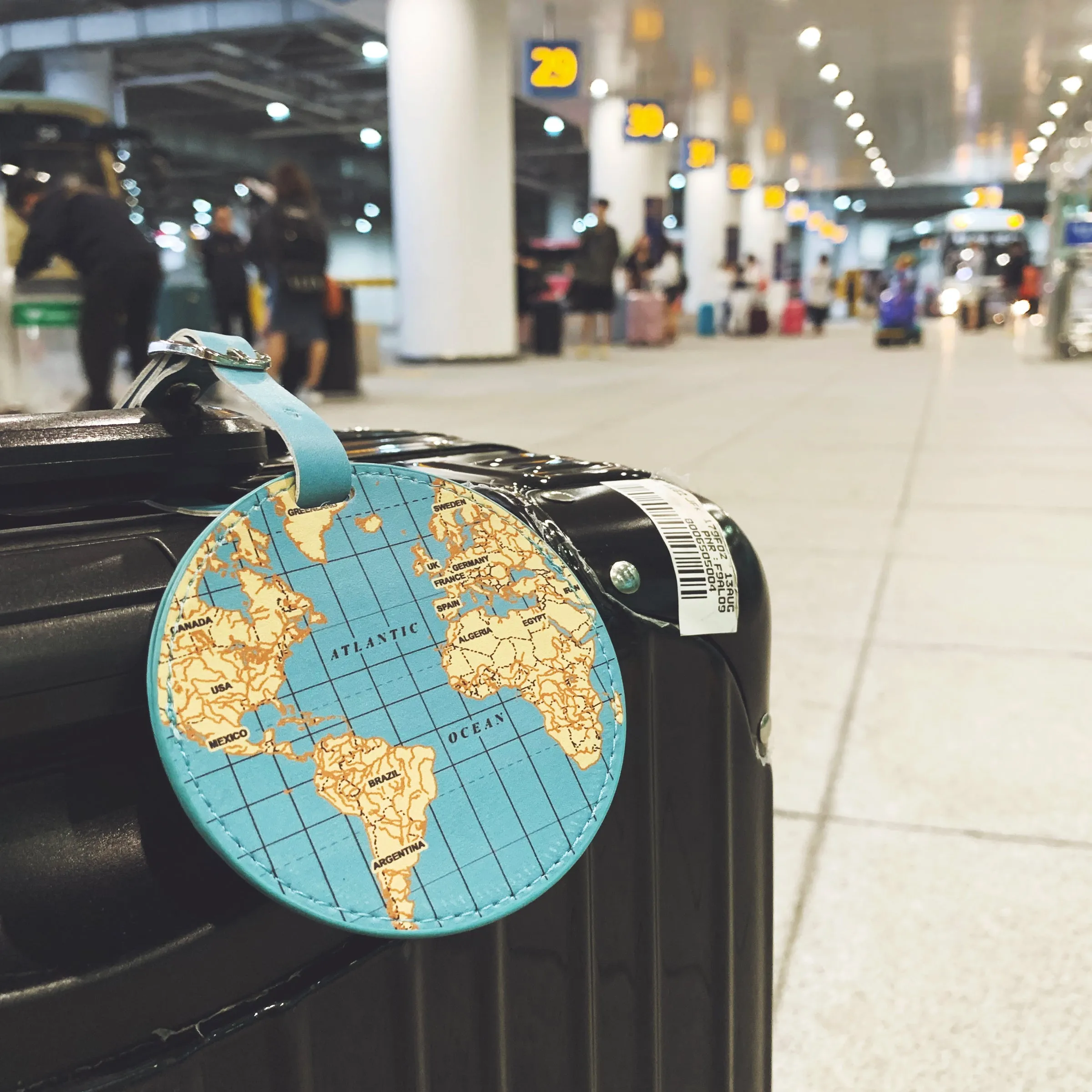 World Traveler Luggage Tag sold by Kikkerland product image thumbnail 3