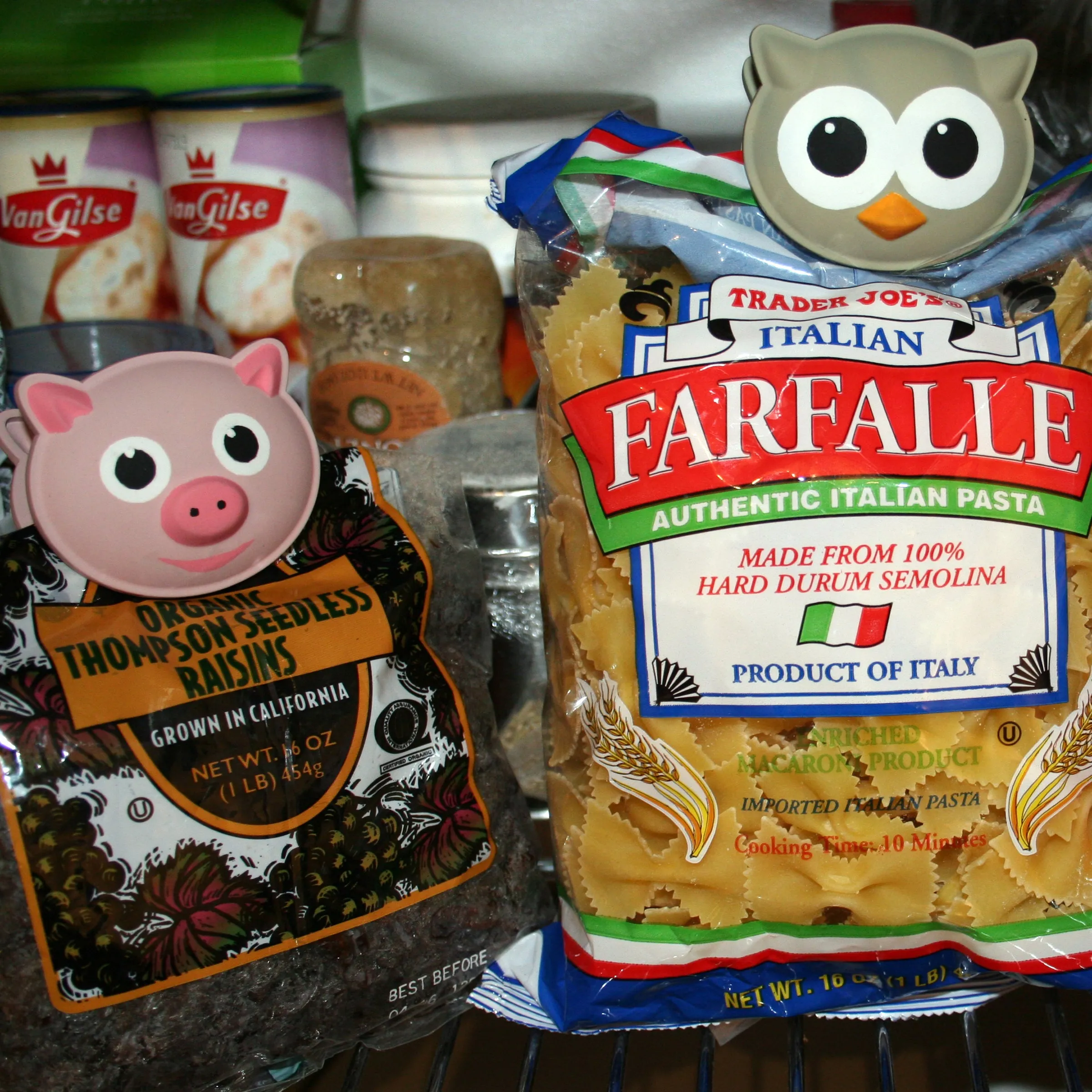 Pig Talking Bag Clip sold by Kikkerland product image thumbnail 3