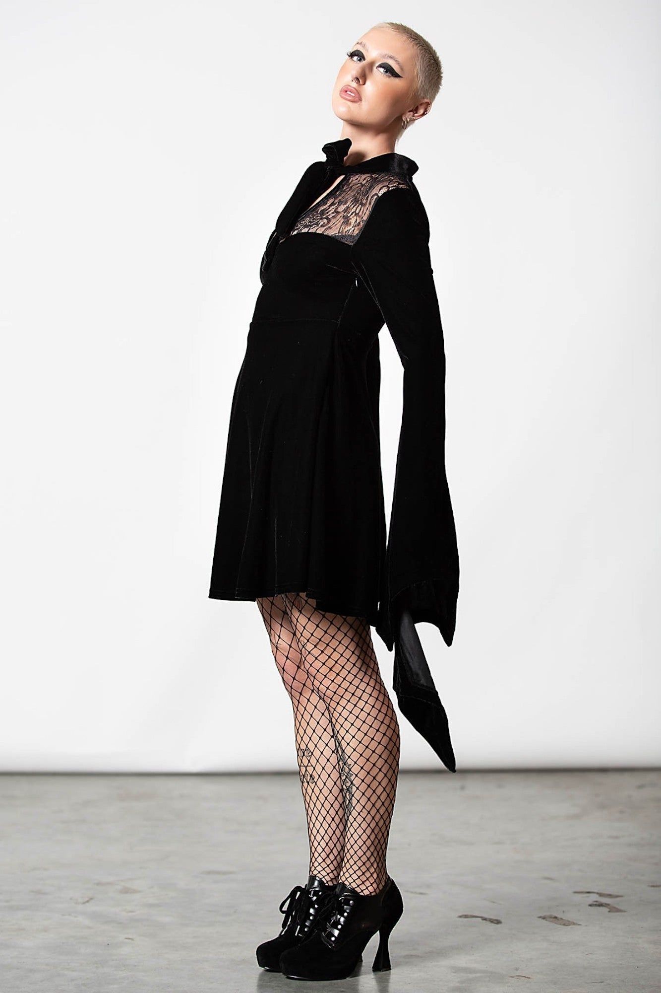 Grimina Velvet Sorcery Dress Resurrect sold by Killstar product image thumbnail 4