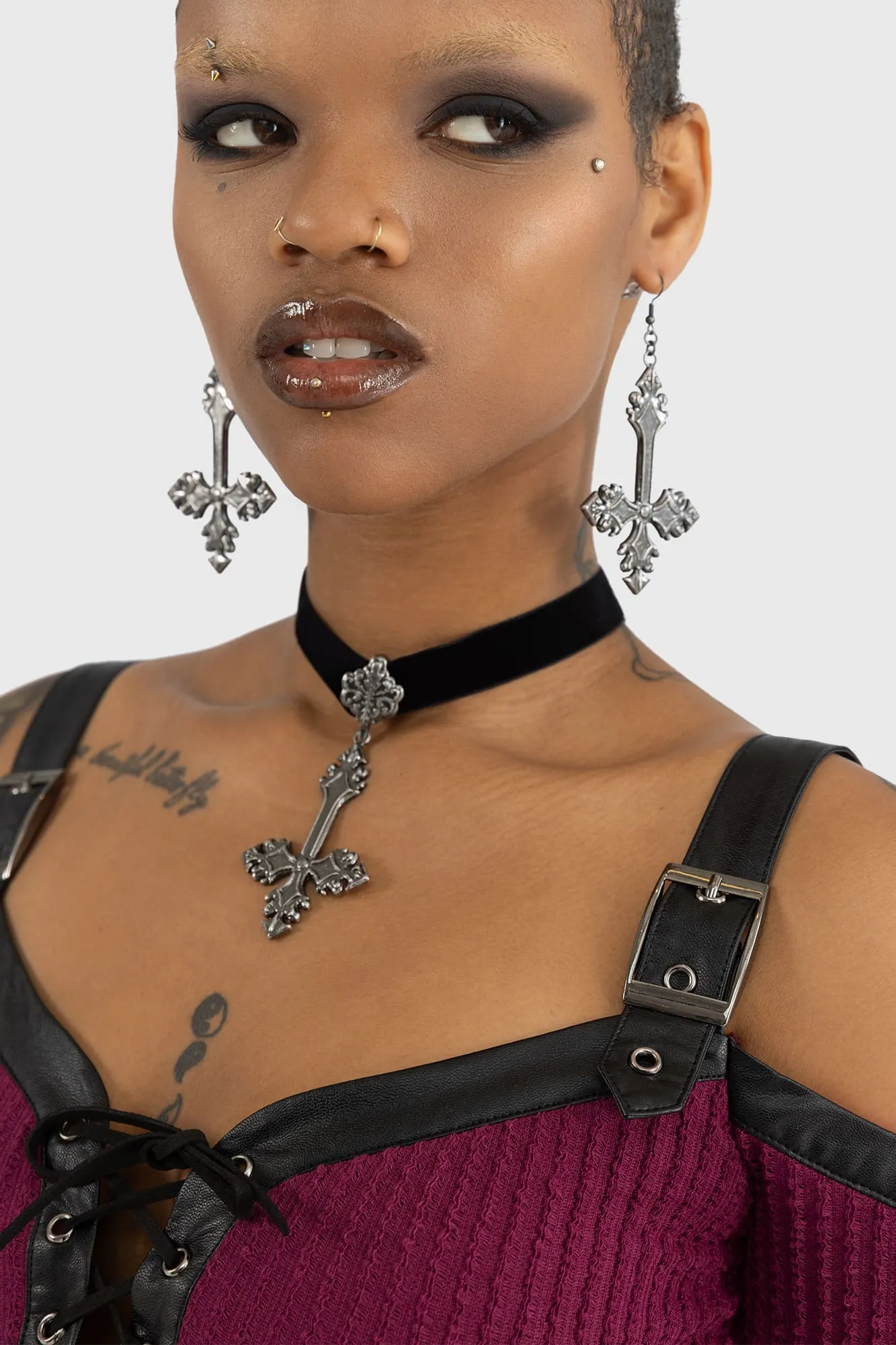 Crossed Fates Choker sold by Killstar product image thumbnail 3
