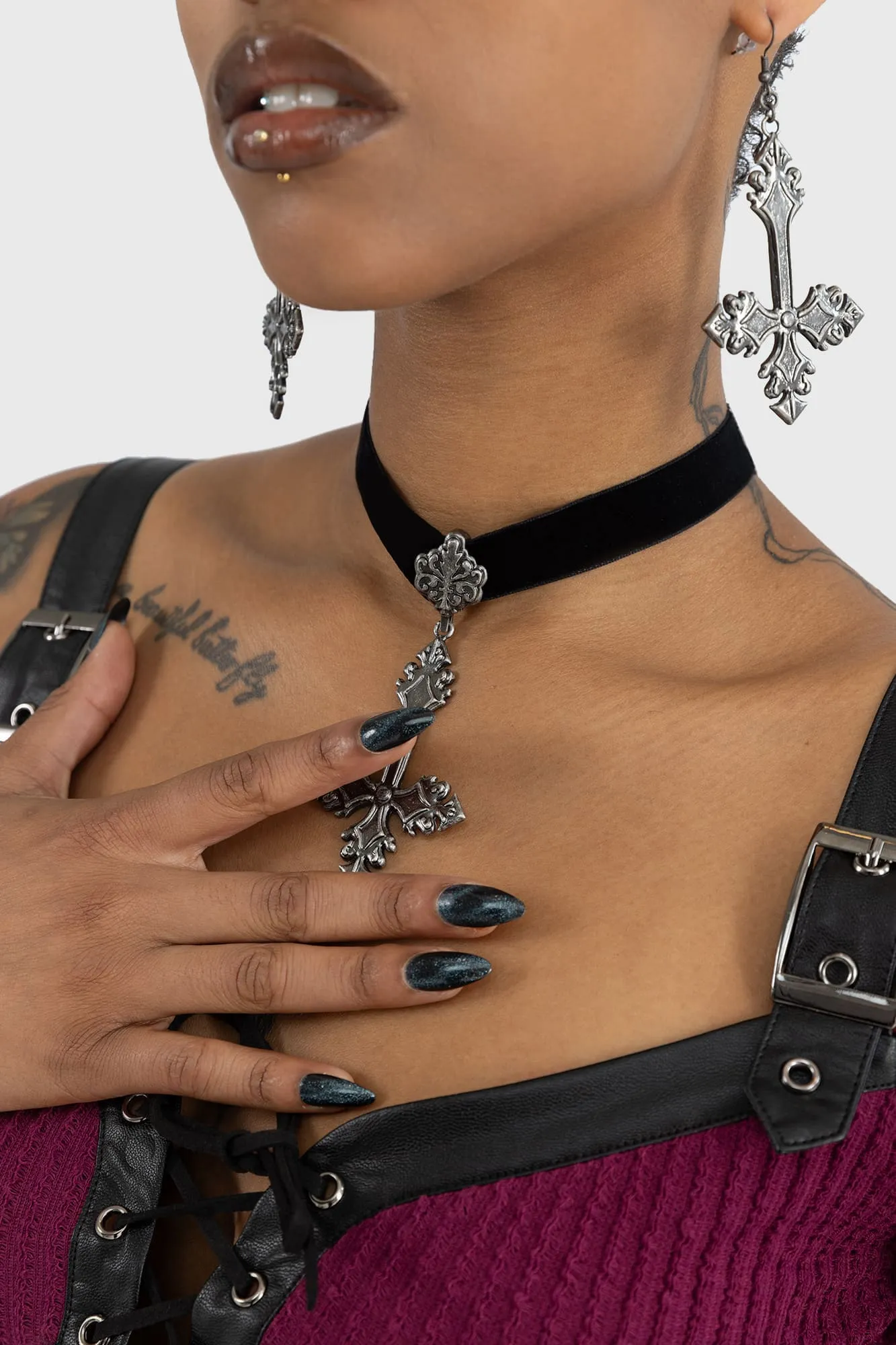 Crossed Fates Choker sold by Killstar product image thumbnail 4