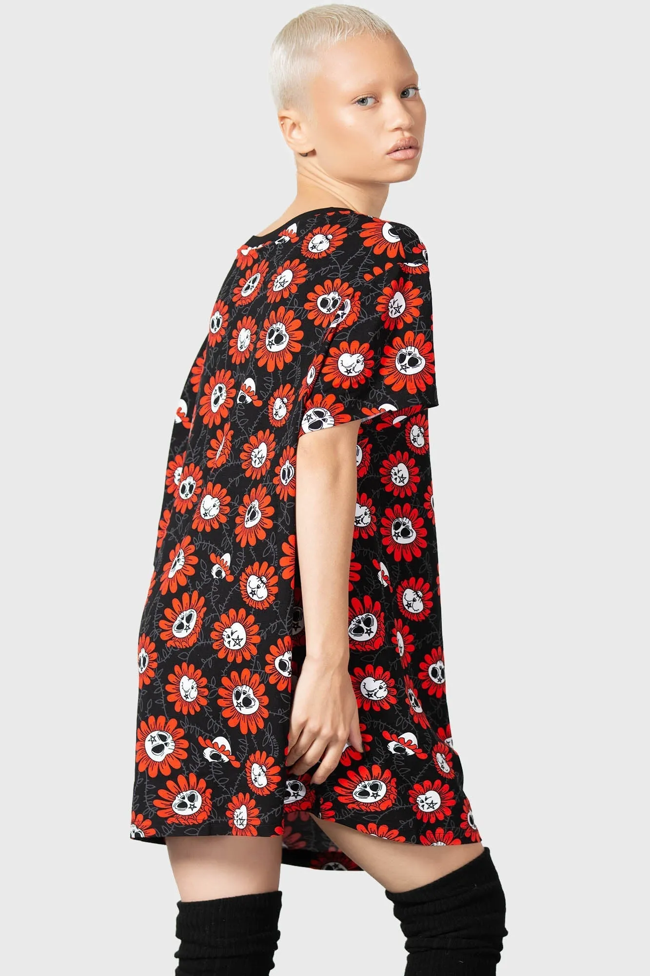 Gloomy Blossom Lounge Shirt - Resurrect sold by Killstar product image thumbnail 4