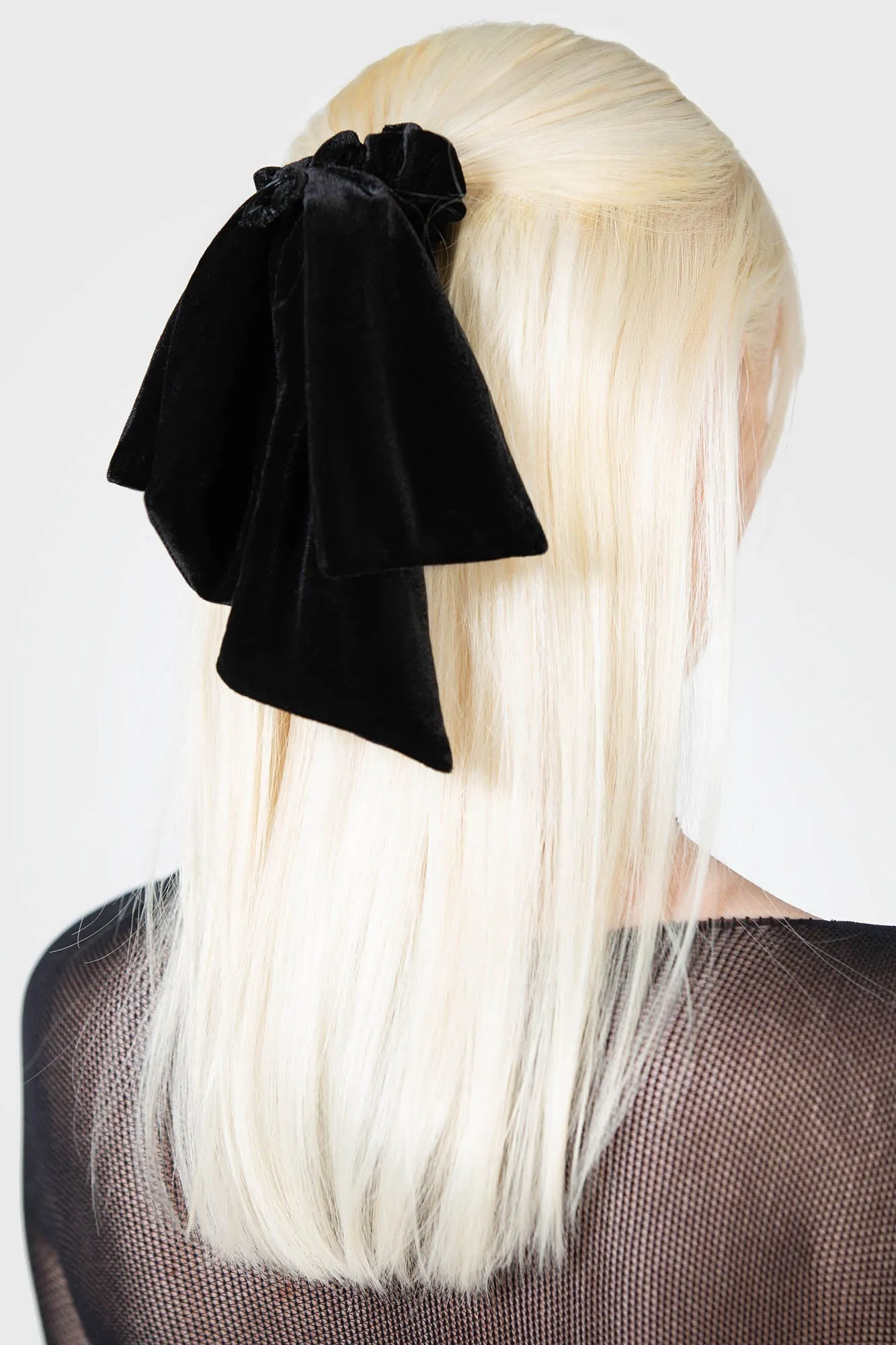 Tabinka Hair Bow sold by Killstar product image thumbnail 2