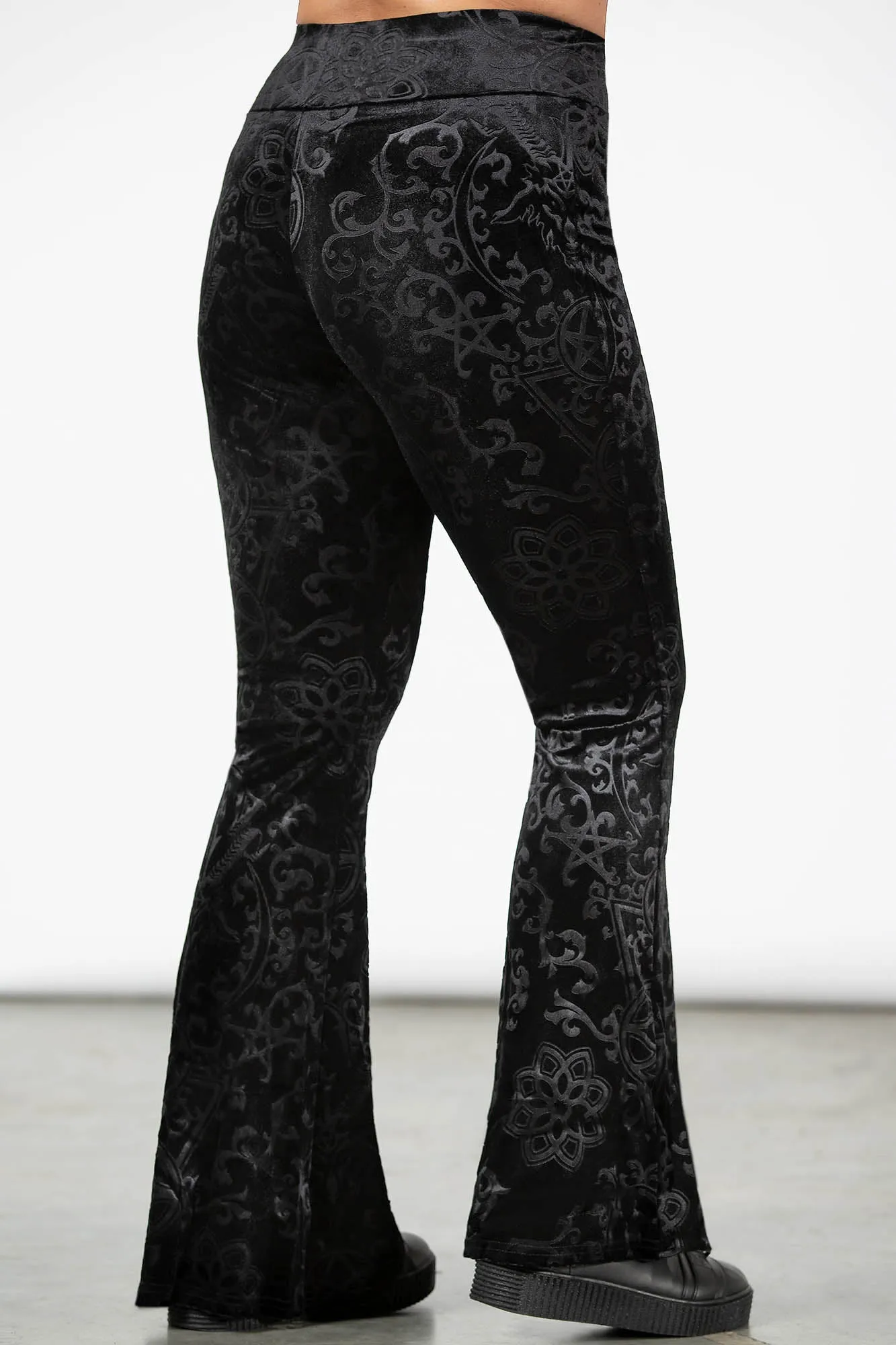 Chill Daze Yoga Pants sold by Killstar product image thumbnail 3