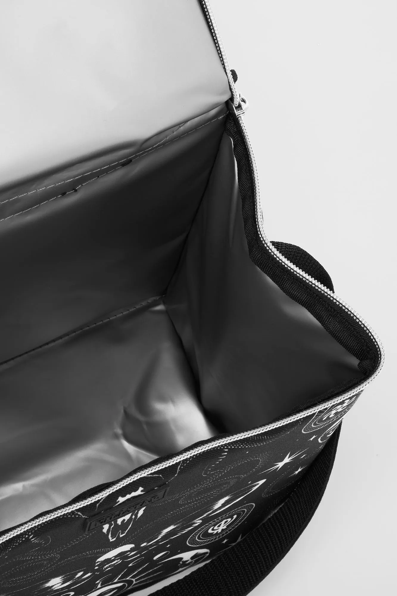 Nerissa Beach Cooler Bag sold by Killstar product image thumbnail 2