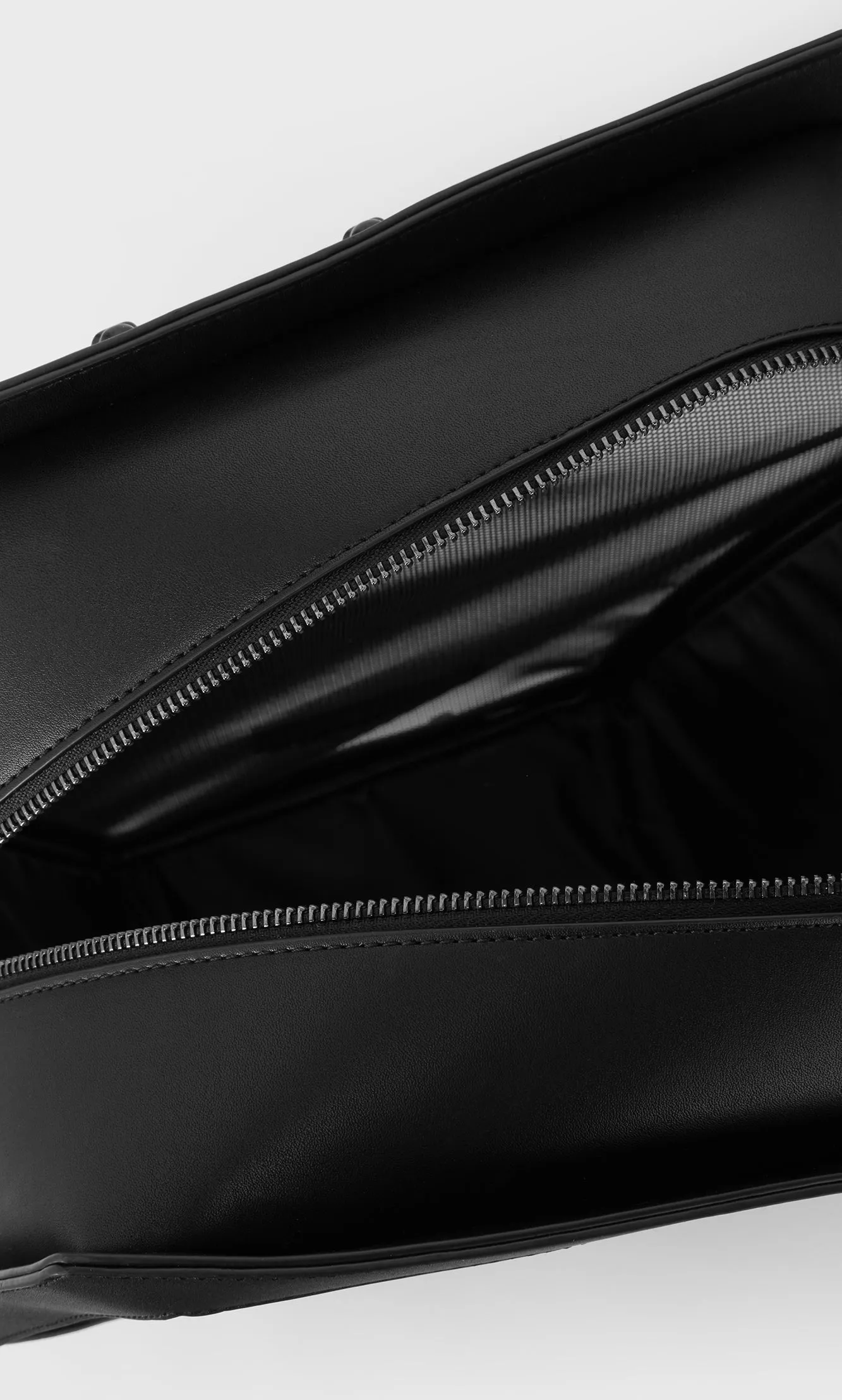 Tropigoth Beach Bag sold by Killstar product image thumbnail 5