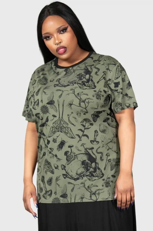 Mantodea T-Shirt [PLUS] sold by Killstar