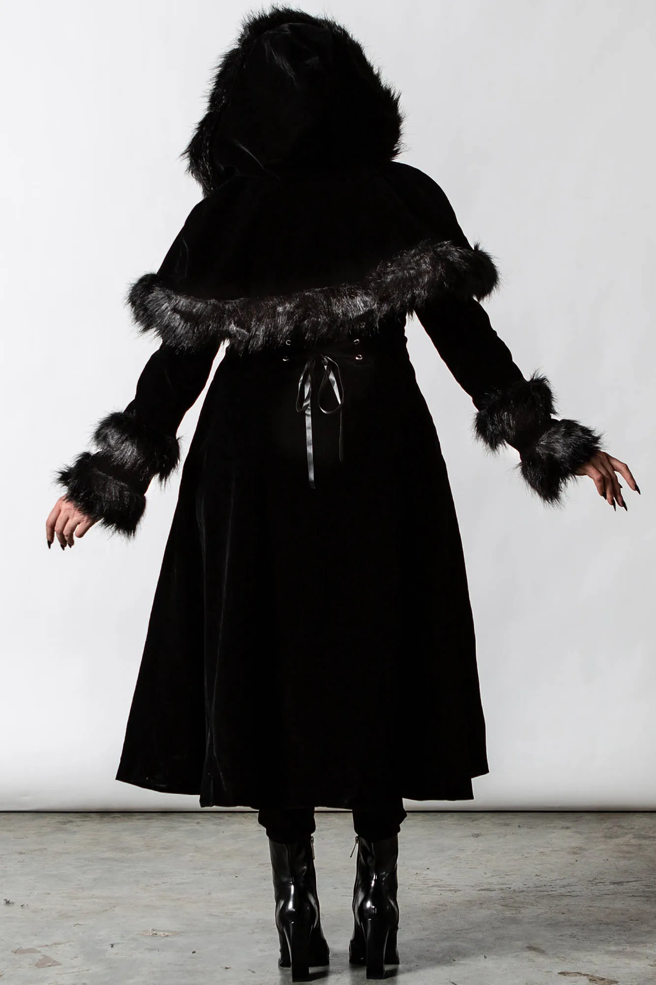 Ravens Caped Coat - Resurrect sold by Killstar product image thumbnail 3