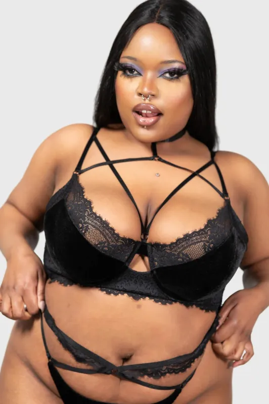 Affinity Bondage Bra [PLUS] sold by Killstar