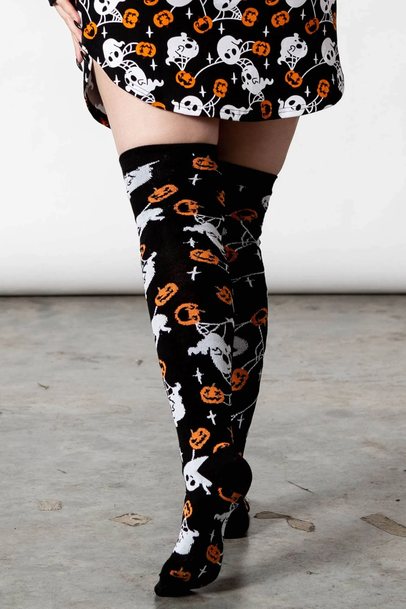 Haunted Pumpkin Knee-High Socks sold by Killstar product image thumbnail 3